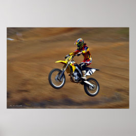 Ze vliegt: vrouwelijke MX-coureur Poster
