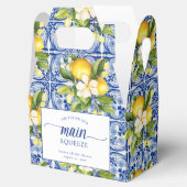 Ze vond haar bruidsdouchemer met citroenen bedankdoosjes (Geopend)