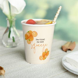 Ze Vond Haar Bruiloft Uitnodiging Squeeze Papieren Bekers