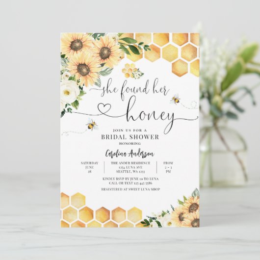 Ze vond haar honing rustieke bruiloft bruidsfeest kaart (Staand voorkant)