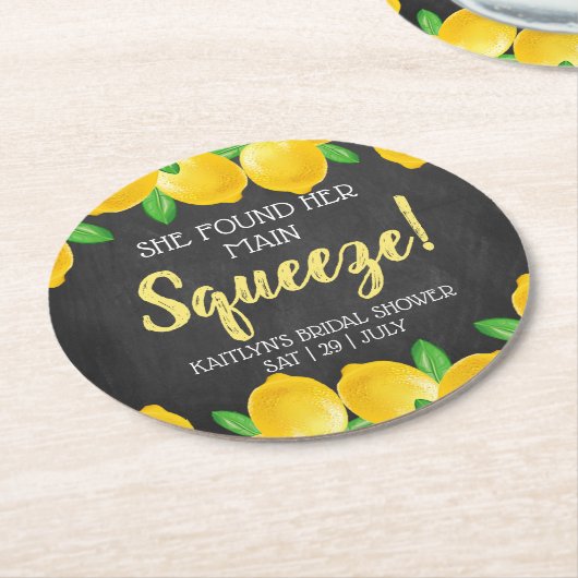 Ze vond haar hoofdlematen bruids- ronde kartonnen onderzetter (Gebogen)