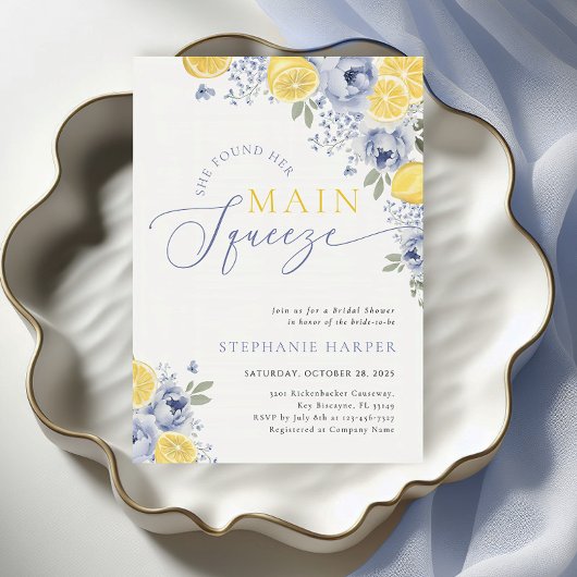 Ze vond haar Vrijgezellenfeest op het hoofdplein Kaart