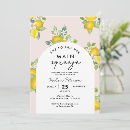 Ze vond haar Vrijgezellenfeest op het hoofdplein Kaart (Staand voorkant)