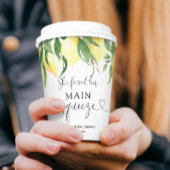 Ze vond haar Vrijgezellenfeest op het hoofdplein Papieren Bekers