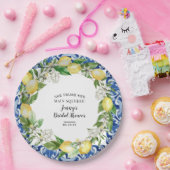 Ze vond haar Vrijgezellenfeest op het hoofdplein Papieren Bordje (Feest)