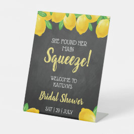 Ze vond haar Vrijgezellenfeest op het hoofdplein Reclamebord Met Voetstuk