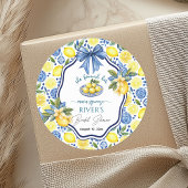 Ze vond haar Vrijgezellenfeest op het hoofdplein Ronde Sticker