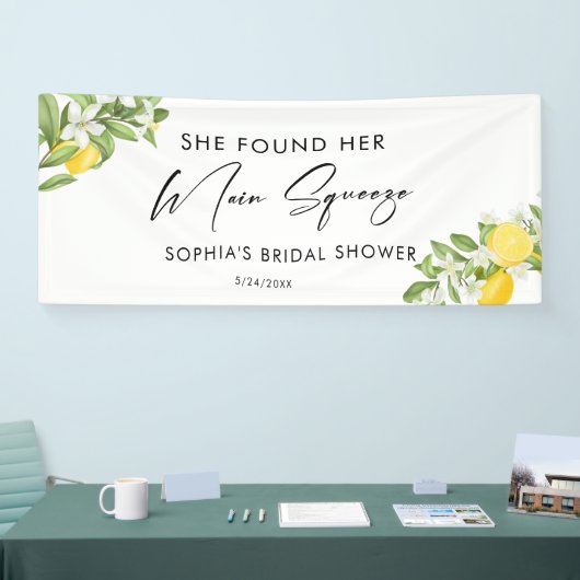 Ze vond haar Vrijgezellenfeest op het hoofdplein Spandoek (Beurs)