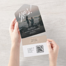 Ze zei dat de QR-code RSVP van de Engagement Party