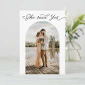 Ze zei dat er een paar foto's mee waren genomen kaart (Staand voorkant)