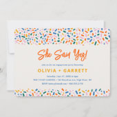 Ze zei ja, een feestelijk leuk verlovingsfeest kaart (Voorkant)