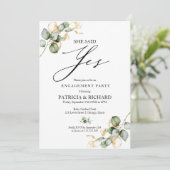 Ze zei ja, Gold Greenery Engagement Party Kaart (Staand voorkant)