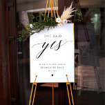 Ze zei ja kalligrafie Vrijgezellenfeest teken Poster<br><div class="desc">Verhoog je vrijgezellenfeest met het "She Said Yes Calligraphy Vrijgezellenfeest Sign". Dit minimalistische en elegante bord is voorzien van klassieke zwarte kalligrafie, waardoor het een stijlvolle toevoeging is aan je vrijgezellenfeest. Of u het nu gebruikt als een welkomstbord voor uw verlovingsfeest of vrijgezellenfeest, het zal de toon zetten voor een...</div>