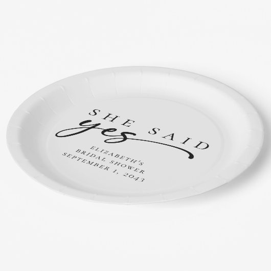 Ze zei ja Minimalistisch Script Bruiloftsfeest Papieren Bordje (Gekanteld)