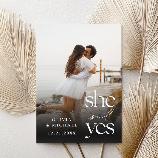 Ze zei ja Modern Photo Verloving Aankondiging