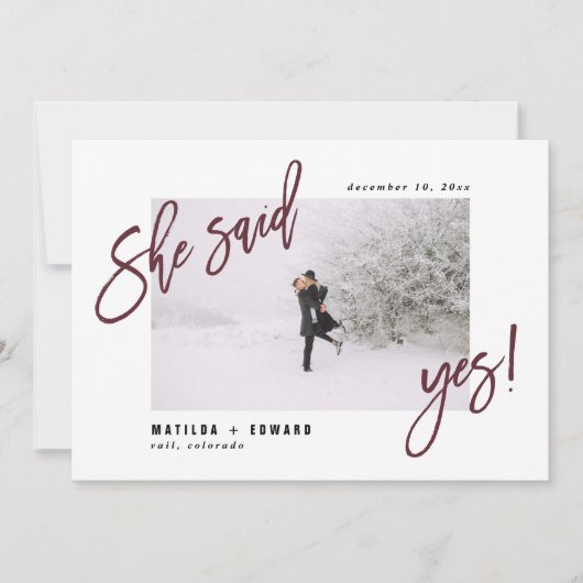 Ze zei ja! Moderne fotobruiloft Save The Date (Voorkant)