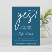 Ze zei ja Simple Bridal Shower Uitnodiging (Staand voorkant)