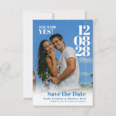 Ze zei ja trouwdatum met verloving foto's save the date (Voorkant)