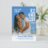 Ze zei ja trouwdatum met verloving foto's save the date (Staand voorkant)