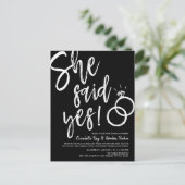 Ze zei ja! | Verloving diner | Zwart Uitnodiging Briefkaart (Staand voorkant)