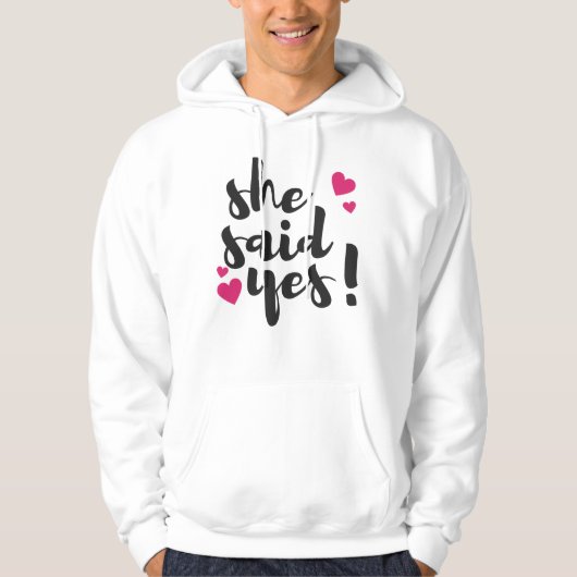 Ze zei ja! Verloving gevierd – Romantisch Hoodie (Voorkant)