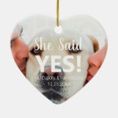 Ze zei ja Verloving kerst met aangepaste foto's Keramisch Ornament (Achterkant)
