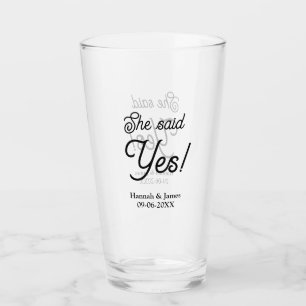 Ze zei ja verlovingsfeest naam datum eenvoudig min glas