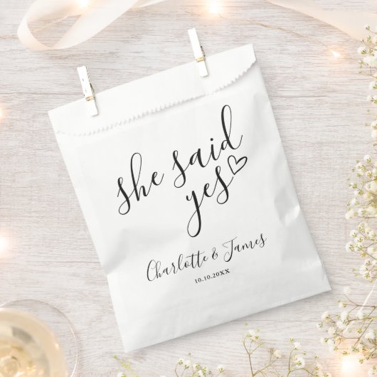 Ze zei ja, verlovingsfeest zwart op wit bedankzakje (Geknipt)