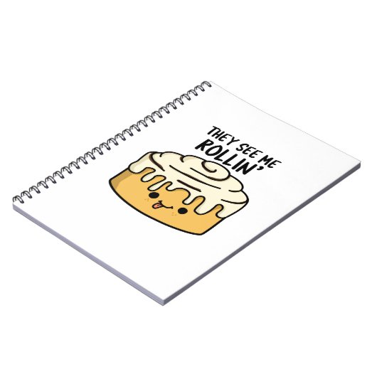 Ze zien me rollen Grappige kaneelrol grap  Notitieboek (Linkerzijde)