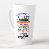 Ze zijn griezelig en ze zijn Kooky Mysterious Spoo Latte Mok (Linkerhoek)