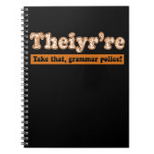 Ze zijn leraar Engels Grammar Police Notitieboek (Voorkant)