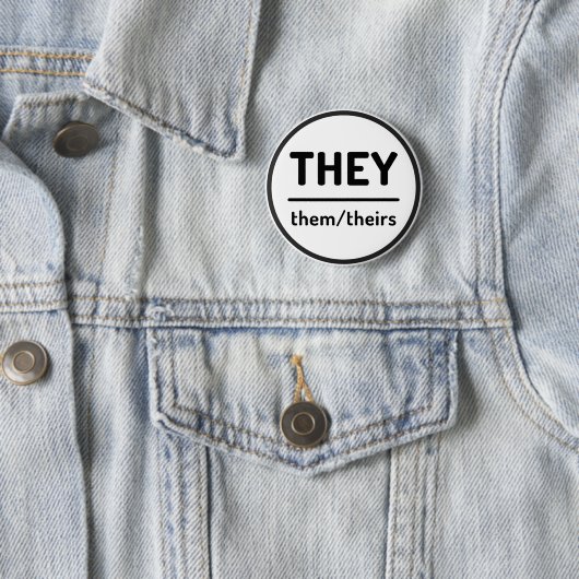 Ze zijn Theirs Pronoun Button - Wit (In situ)
