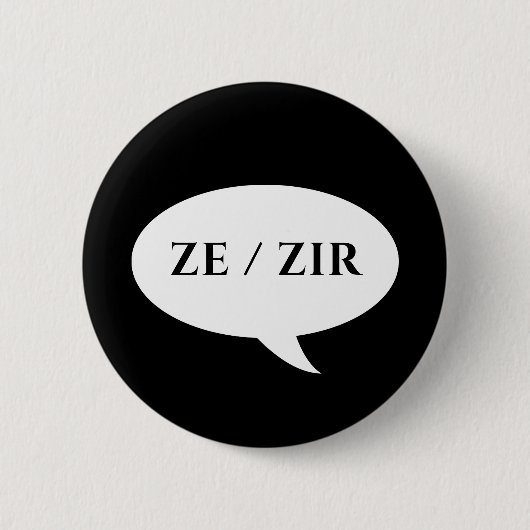 ZE ZIR PRONOUNS PATCH RONDE BUTTON 5,7 CM (Voorkant)