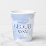 Ze zit op Cloud Nine Blue Vrijgezellenfeest Papieren Bekers<br><div class="desc">Dit vrijgezellenfeesten ontwerp is voorzien van etherische wolken met tekst in moderne stijl</div>