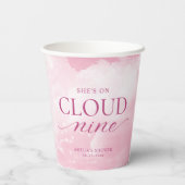 Ze zit op Cloud Nine Pink Vrijgezellenfeest Papieren Bekers (Achterkant)