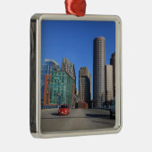 Zeaport Blvd bridge en Boston skyline.Boston is Metalen Ornament (Rechts)