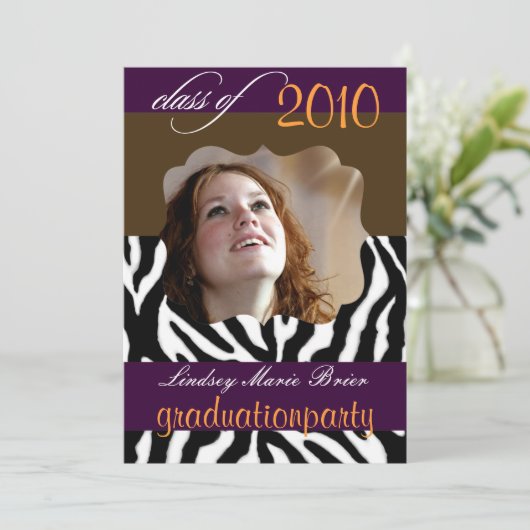 Zebra Afstuderen Uitnodiging Foto/plum (Staand voorkant)