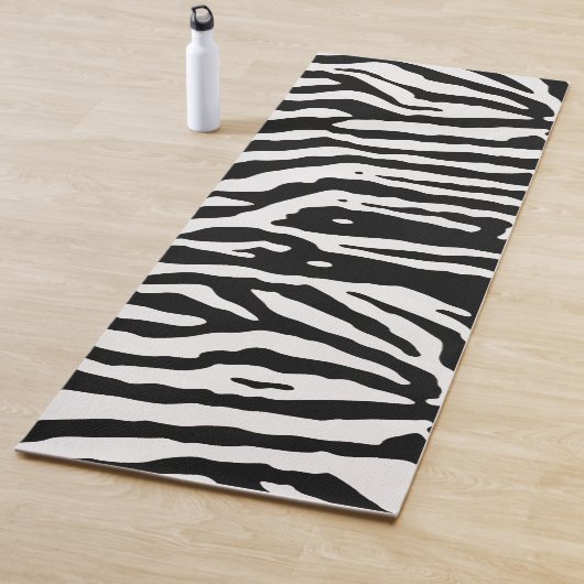 Zebra Camouflage Black en White Artistic Pattern Yogamat (In situ)