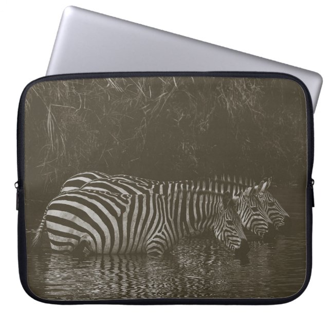 ZEBRA FAMILIE DRINK LAPTOP SLEEVE (Voorkant)