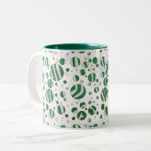 Zebra Green and White Polka Dot Tweekleurige Koffiemok (Voorkant links)