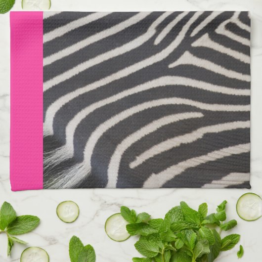zebra handdoek voor de roze keuken (Gevouwen)