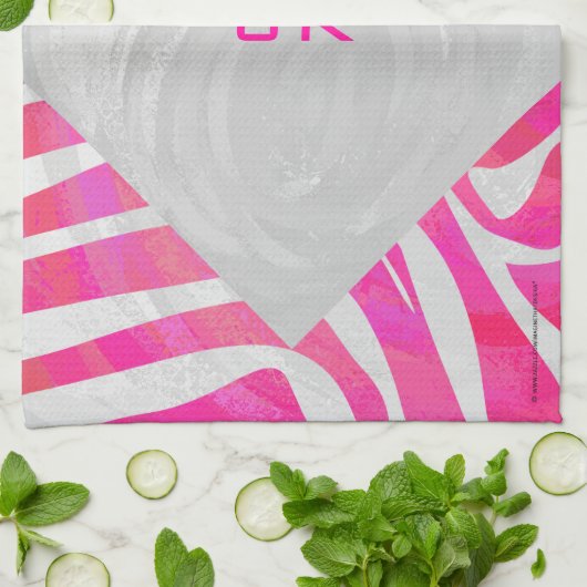 Zebra Hot Pink en White met Monogram Theedoek (Gevouwen)