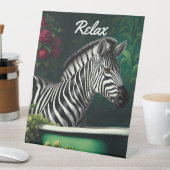 Zebra in een badkuip Ontspannen Reclamebord Met Voetstuk (Insitu)