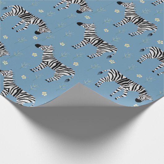 Zebra in Savanna Safari Pattern on Light Blue Cadeaupapier (Hoek)