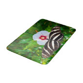 Zebra longwing vlinder op een Hibiscus Red Heart Badmat (Gekanteld)