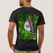 Zebra longwing vlinder op een Hibiscus rood T-shir T-shirt (Achterkant)