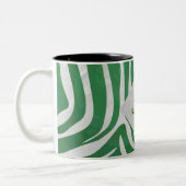Zebra Monogram Groen en Witte Druk Tweekleurige Koffiemok (Links)