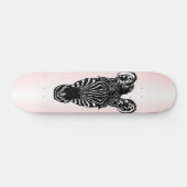 Zebra op roze persoonlijk skateboard (Horizontaal)