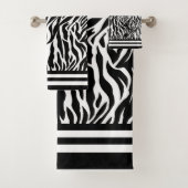 Zebra Pattern Bad Handdoek (Insitu)