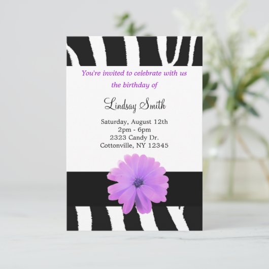 Zebra Pattern met Flower Birthday Invitation Kaart (Staand voorkant)
